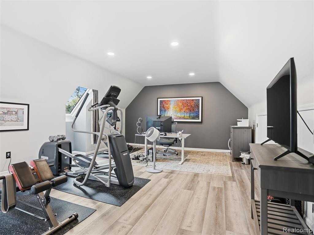 7475 Pinehurst Circle, Bloomfield Hills, MI 48301 — Photo 31