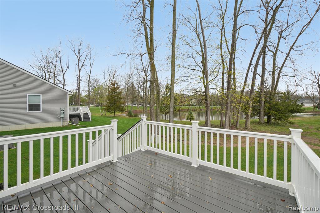 10324 Swan Lake Circle, Ypsilanti, MI 48197 — Photo 25