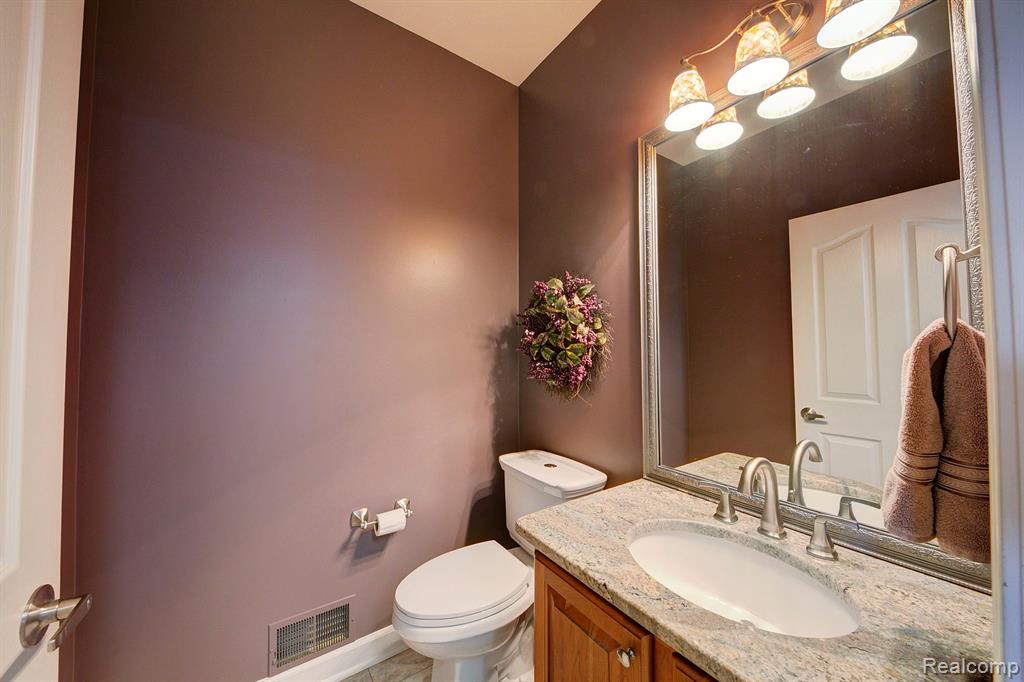 1482 MCLAINE Street, Canton, MI 48188 — Photo 15