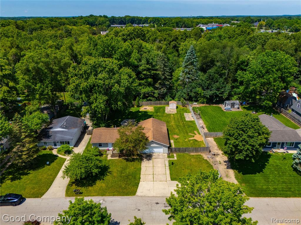 3130 Greenlawn Avenue, Commerce Twp, MI 48382 — Photo 28