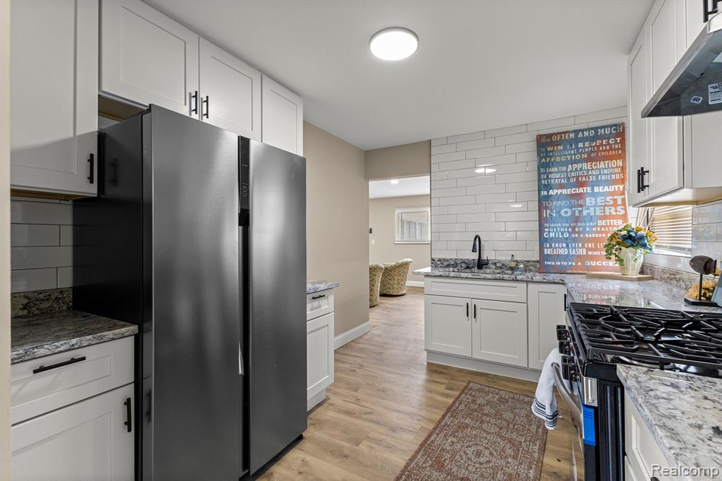 8903 APPLETON, Redford, MI 48239 — Photo 12