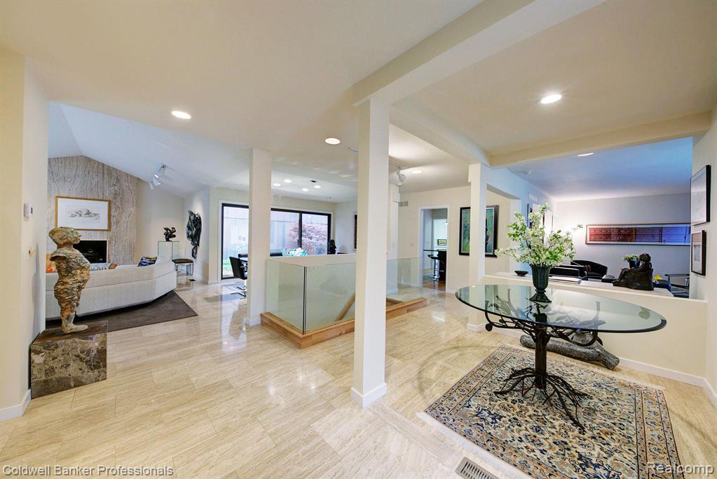 1921 Pine Ridge Lane, Bloomfield Hills, MI 48302 — Photo 19
