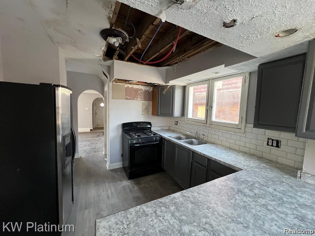 5211 Haverhill Street, Detroit, MI 48224 — Photo 6