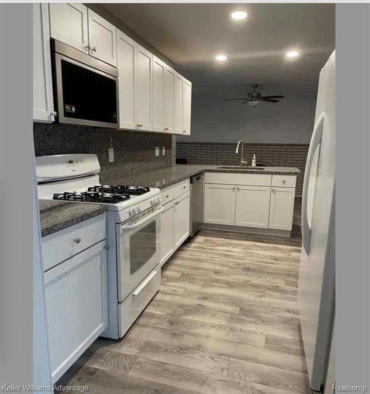 5975 Beaufort Drive, Canton, MI 48187 — Photo 11
