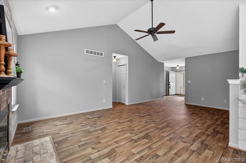 2089 W Ridge Drive, Davison, MI 48423 — Photo 12