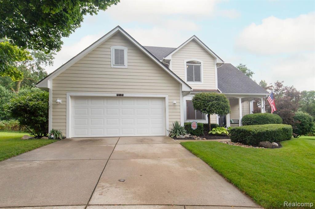 914 E LIBERTY Street, Milford, MI 48381 — front exterior