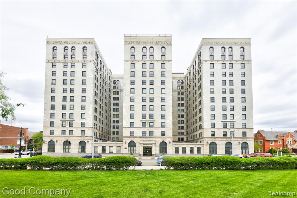 15 E Kirby Street, 625, Detroit, MI 48202