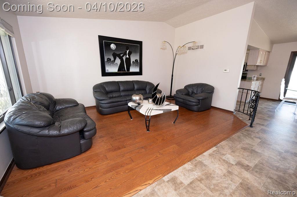 14284 Balmoral Street, Riverview, MI 48193 — Photo 20