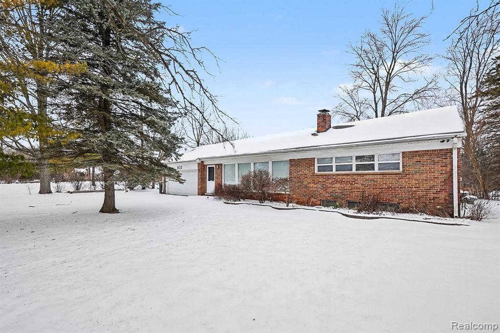 835 E Square Lake Road, Troy, MI 48085 — Photo 5