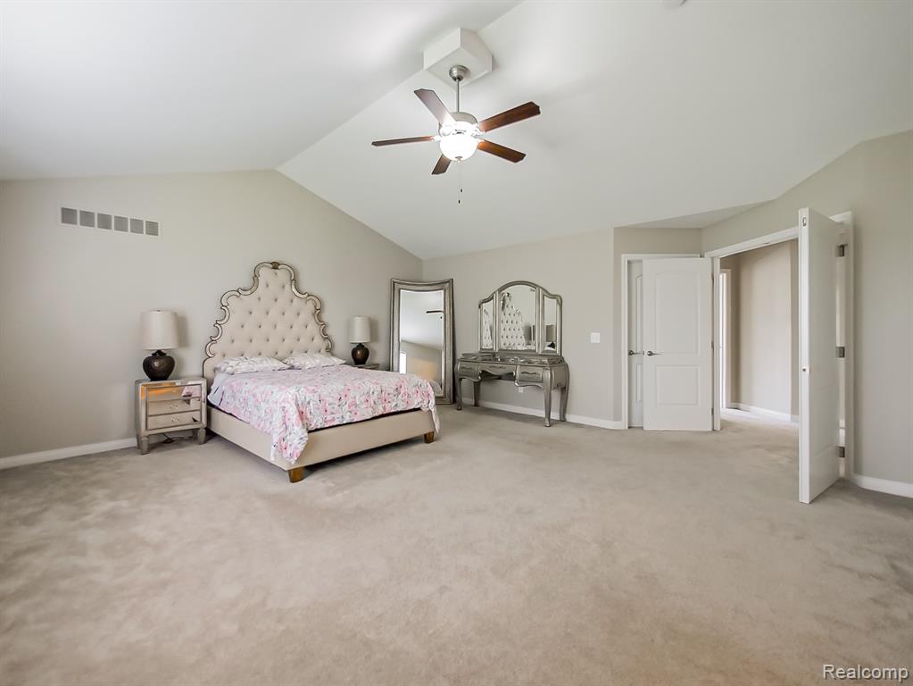 6960 Norway Drive, Troy, MI 48085 — Photo 31