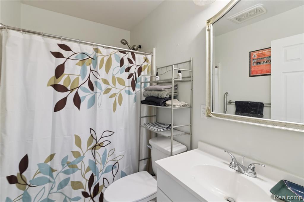 82 Saint Louis Street, Milan, MI 48160 — Photo 13