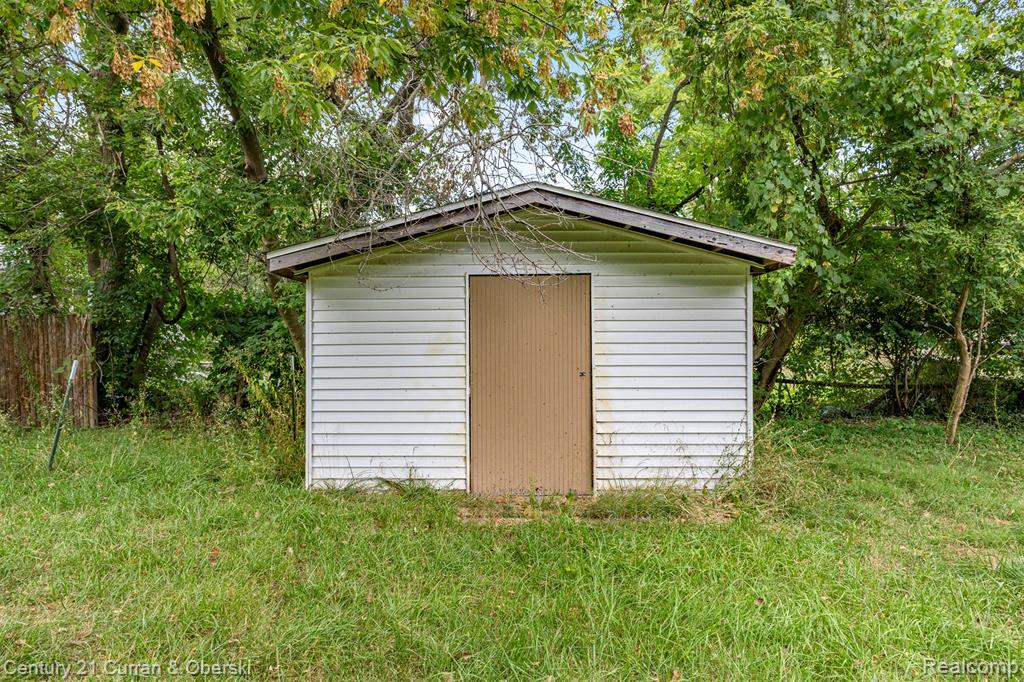 537 Helen Street, Inkster, MI 48141 — Photo 24