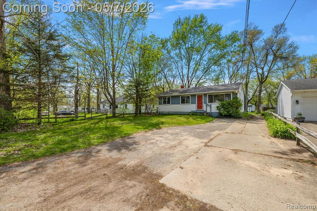 2795 Woodbury Street, Walled Lake, MI 48390 — Photo 39