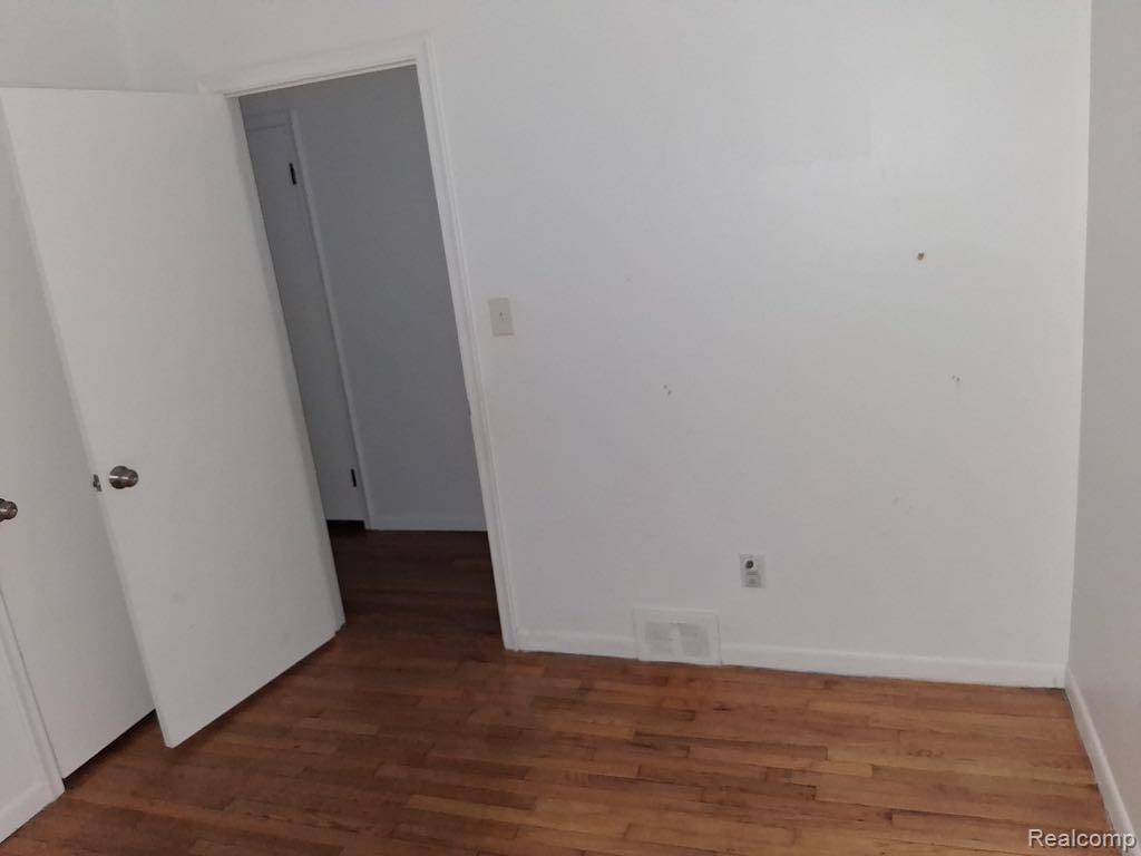 19482 Archer Street, Detroit, MI 48219 — Photo 12
