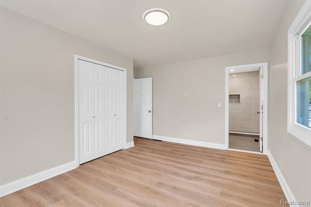 4046 State Road, Fort Gratiot, MI 48059 — Photo 22
