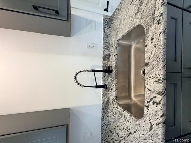 4736 Summerhill Drive, Clarkston, MI — Photo 17