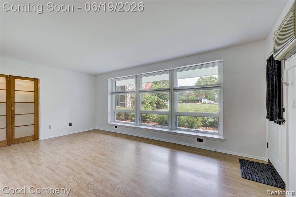 4345 Crooks Road, 4, Royal Oak, MI 48073 — Photo 4