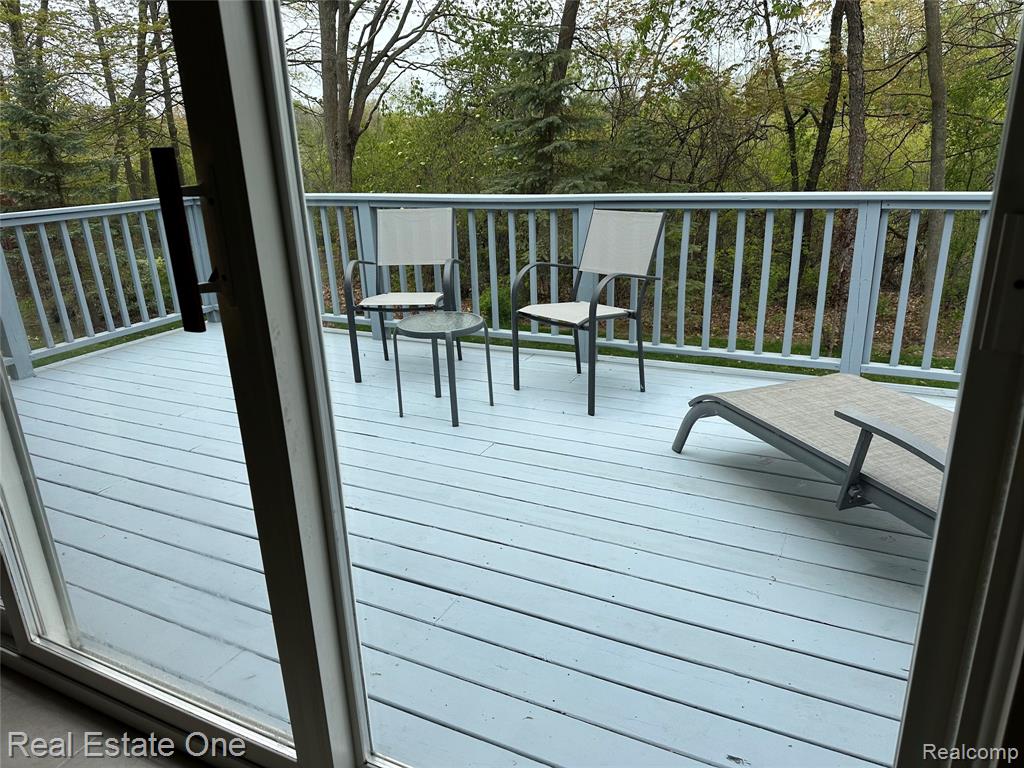 1429 Sherwood Forest Court, Waterford, MI 48327 — Photo 13