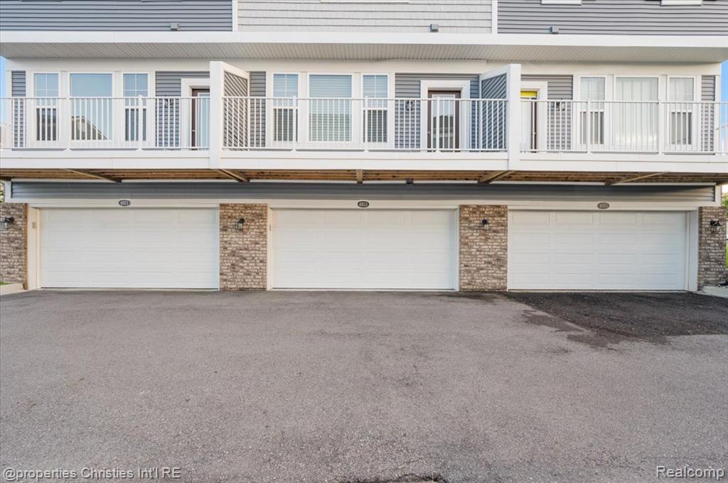 4953 Treeside Lane, Troy, MI 48098 — Photo 24