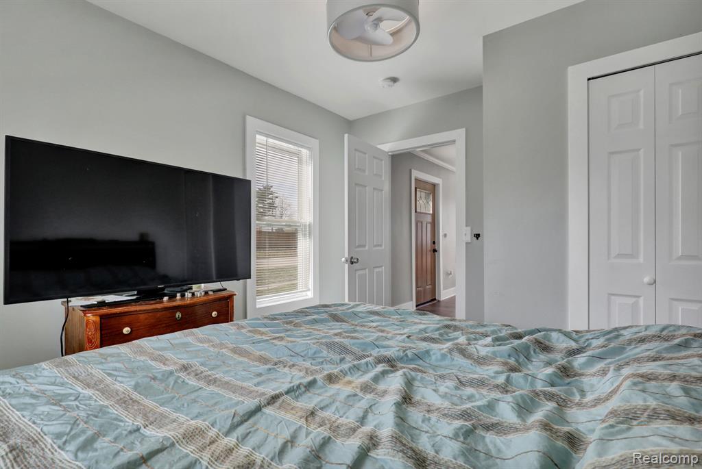 315 E Meier Avenue, Capac, MI 48014 — Photo 6