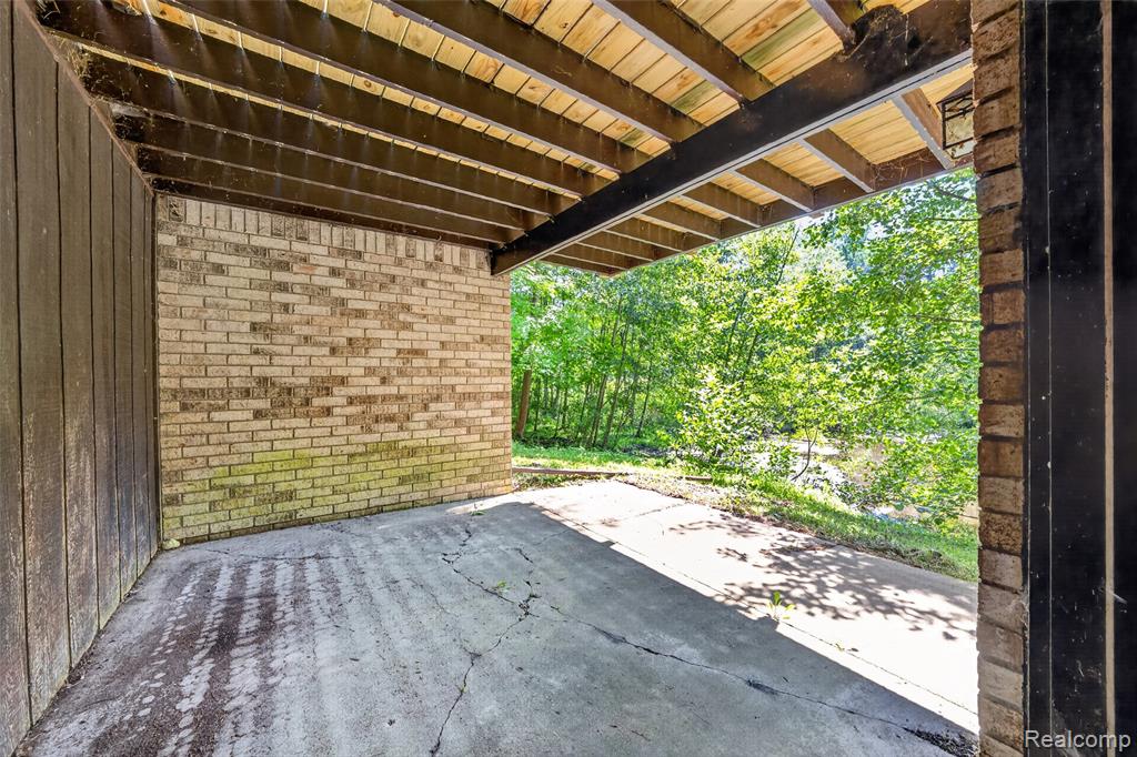 4565 Brookside Road, Fenton, MI 48430 — Photo 43