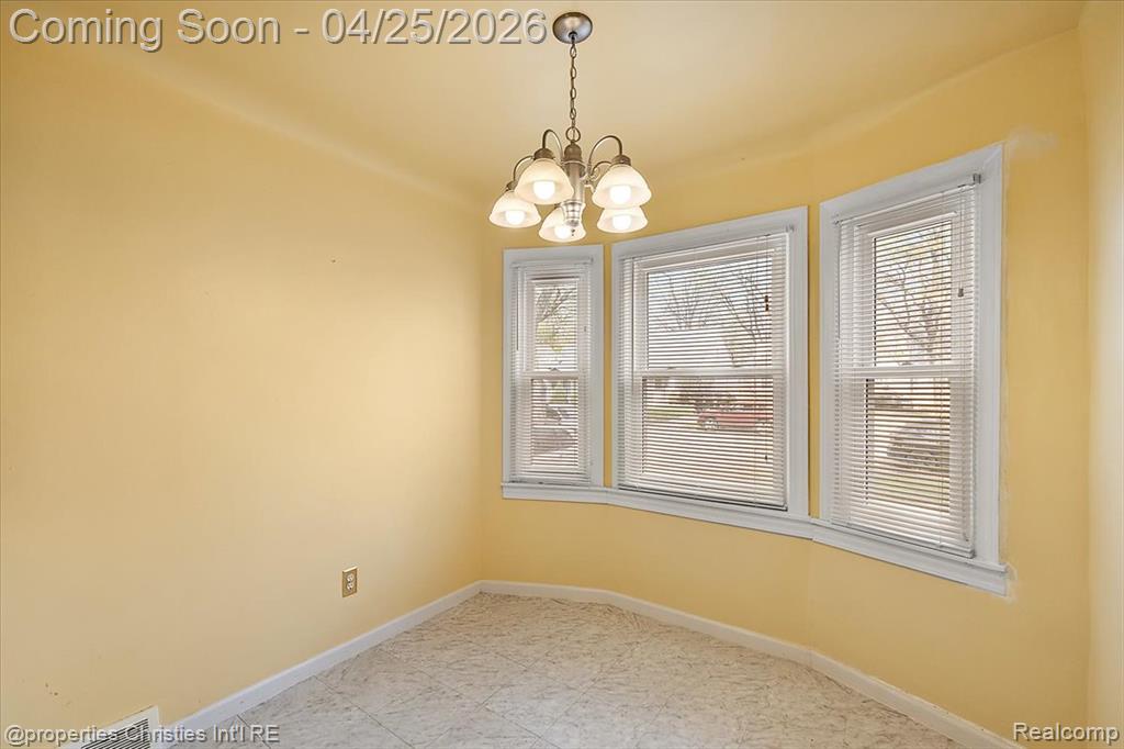 25373 Ivanhoe, Redford, MI 48239 — Photo 15
