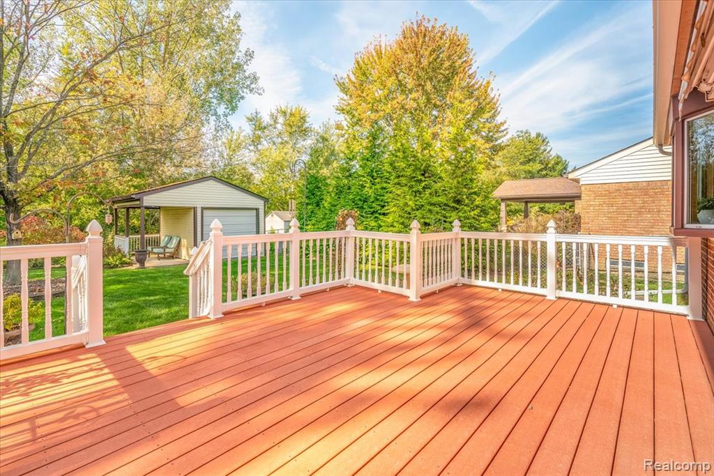 6877 Pittsford Street, Canton, MI 48187 — Photo 17
