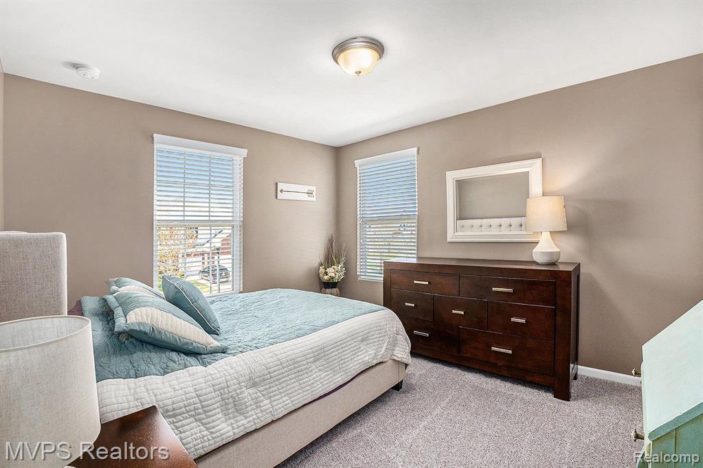 49218 CAMAROSA Lane, Macomb, MI 48044 — Photo 17