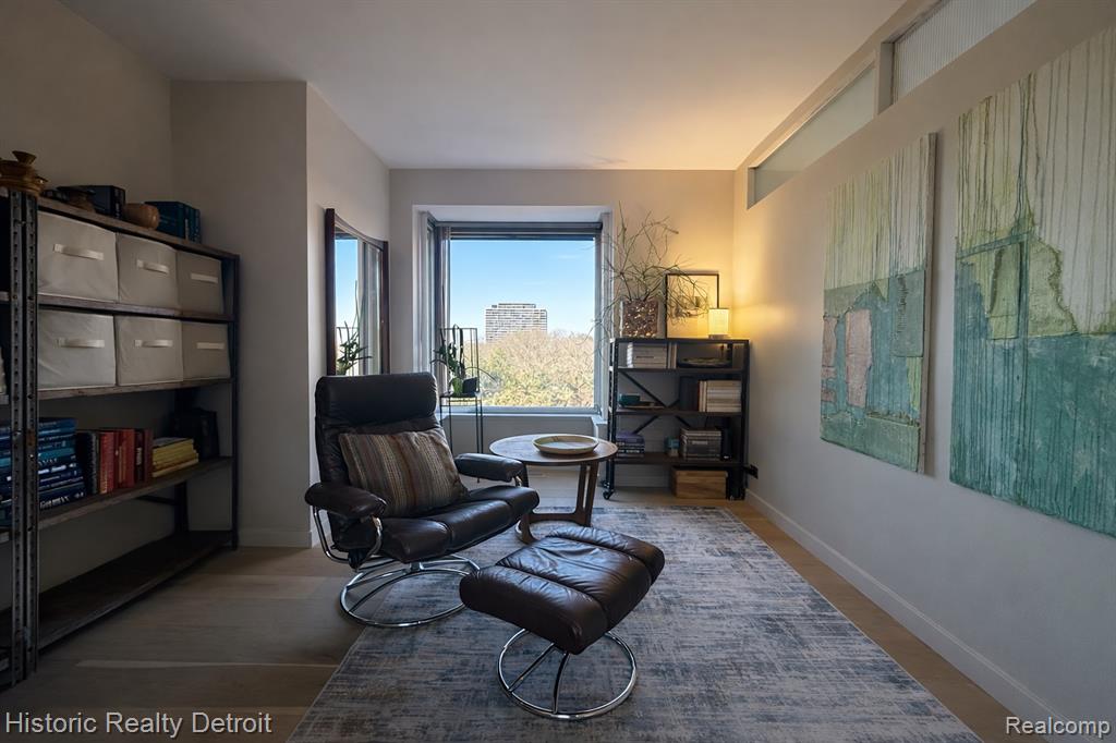 1300 E Lafayette Street E, 307, Detroit, MI 48207 — Photo 12