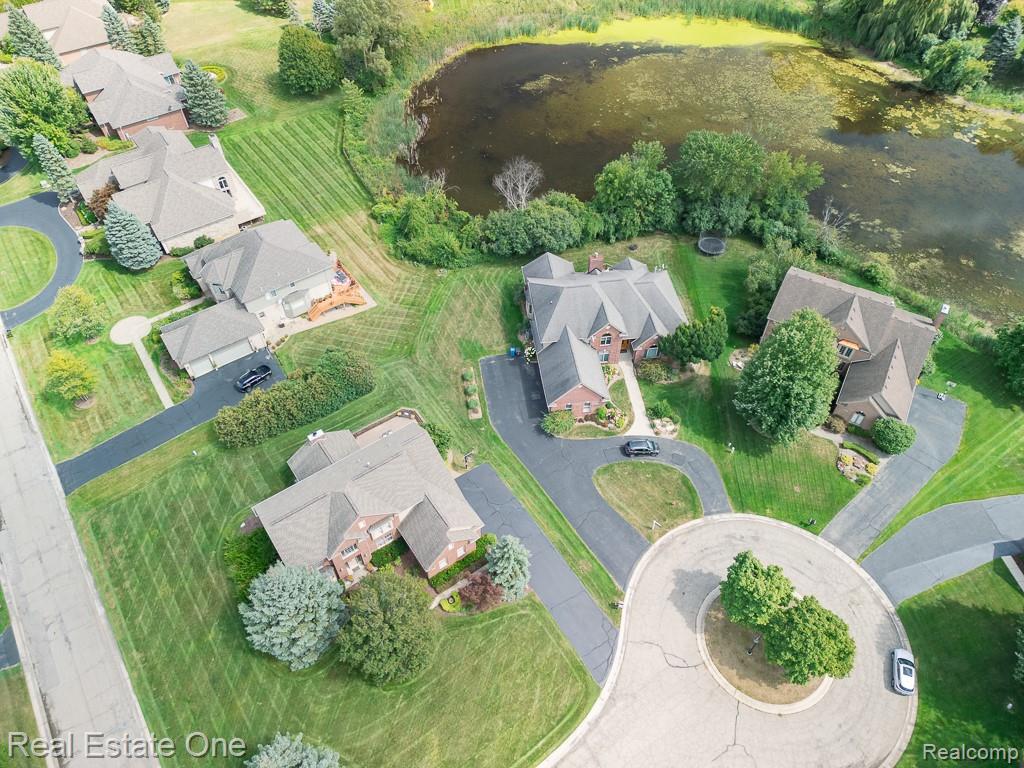 4595 Dunbar Court, Rochester, MI 48306 — Photo 40
