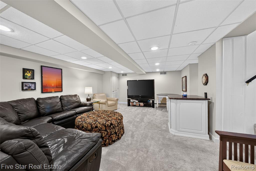 8931 Edgewood Park Drive, Commerce Twp, MI 48382 — Photo 44