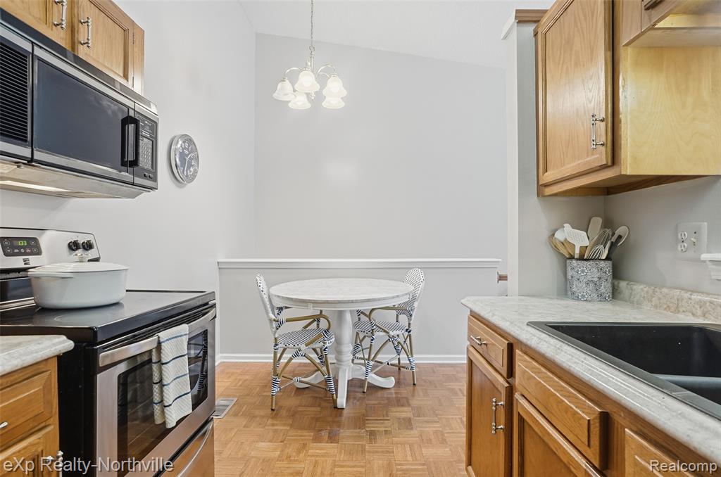 42161 Mill Race Circle, 32, Plymouth, MI 48170 — Photo 19