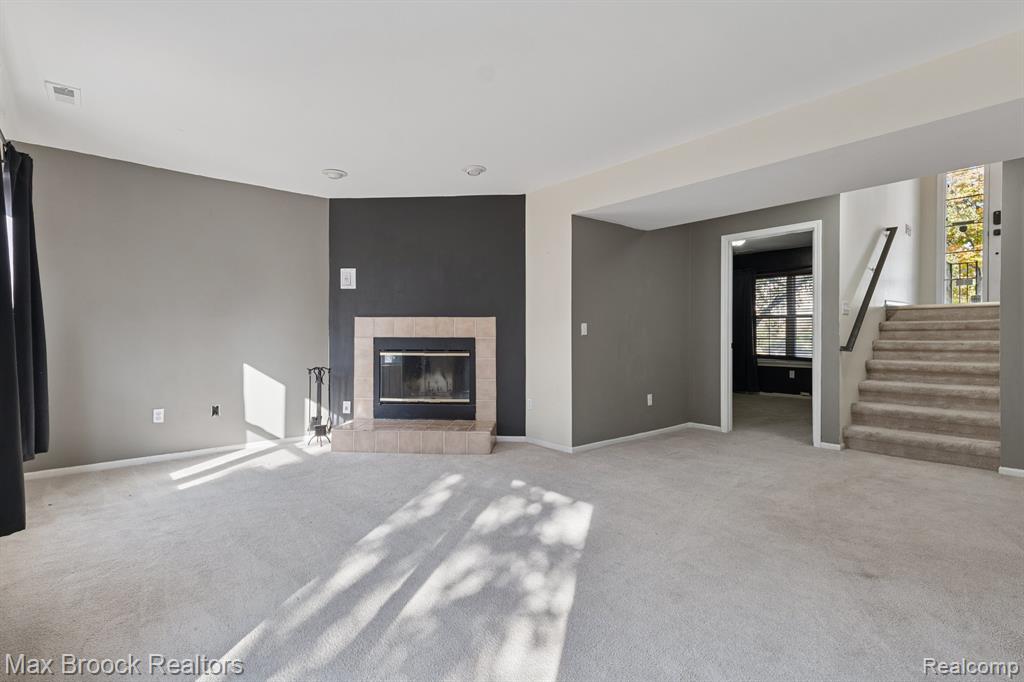 758 Huntclub Boulevard, Auburn Hills, MI 48326 — Photo 22