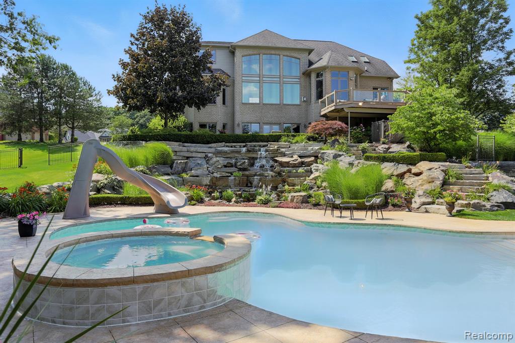 815 Pinery Boulevard, Lake Orion, MI 48362 — Photo 42