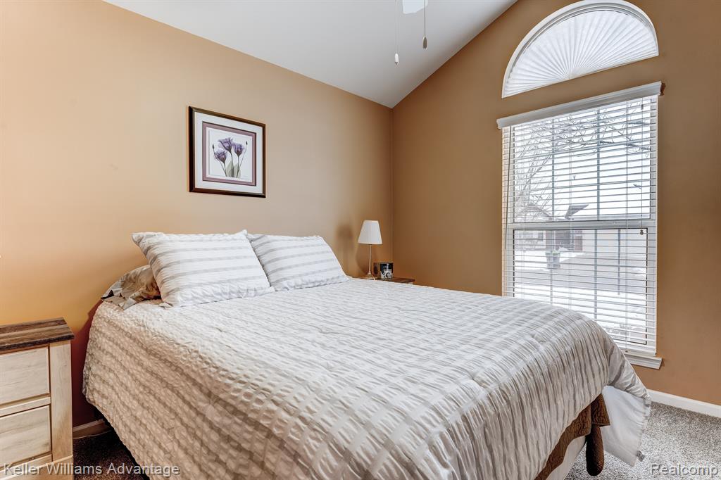 40752 Lenox Park Drive, Novi, MI 48377 — Photo 11