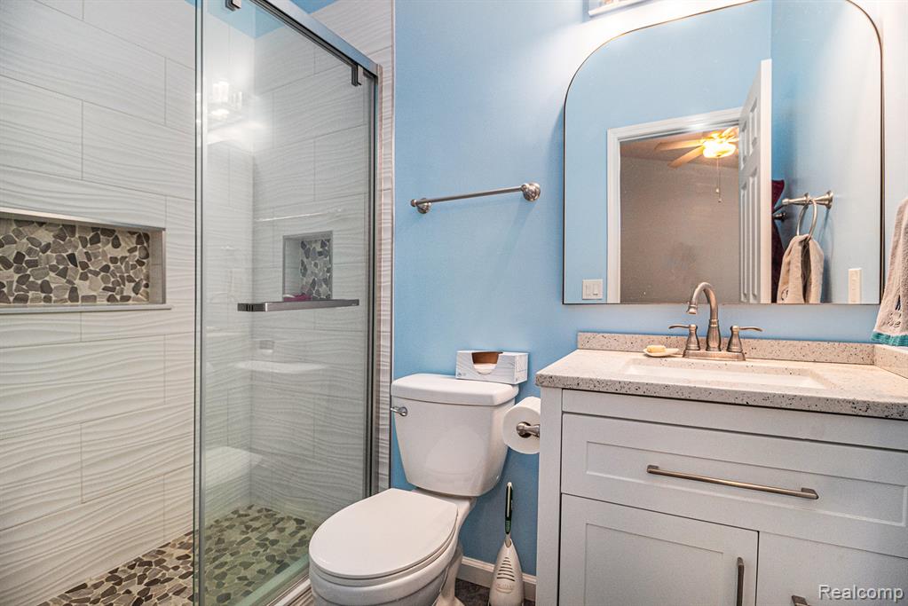 7232 Cypress Pointe Drive, Ypsilanti, MI 48197 — Photo 12