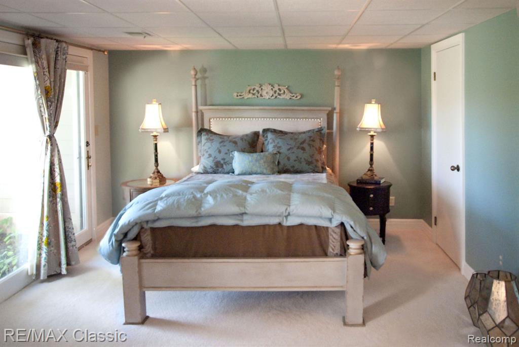 218 Whitlock Street, 10, Saline, MI 48176 — Photo 33