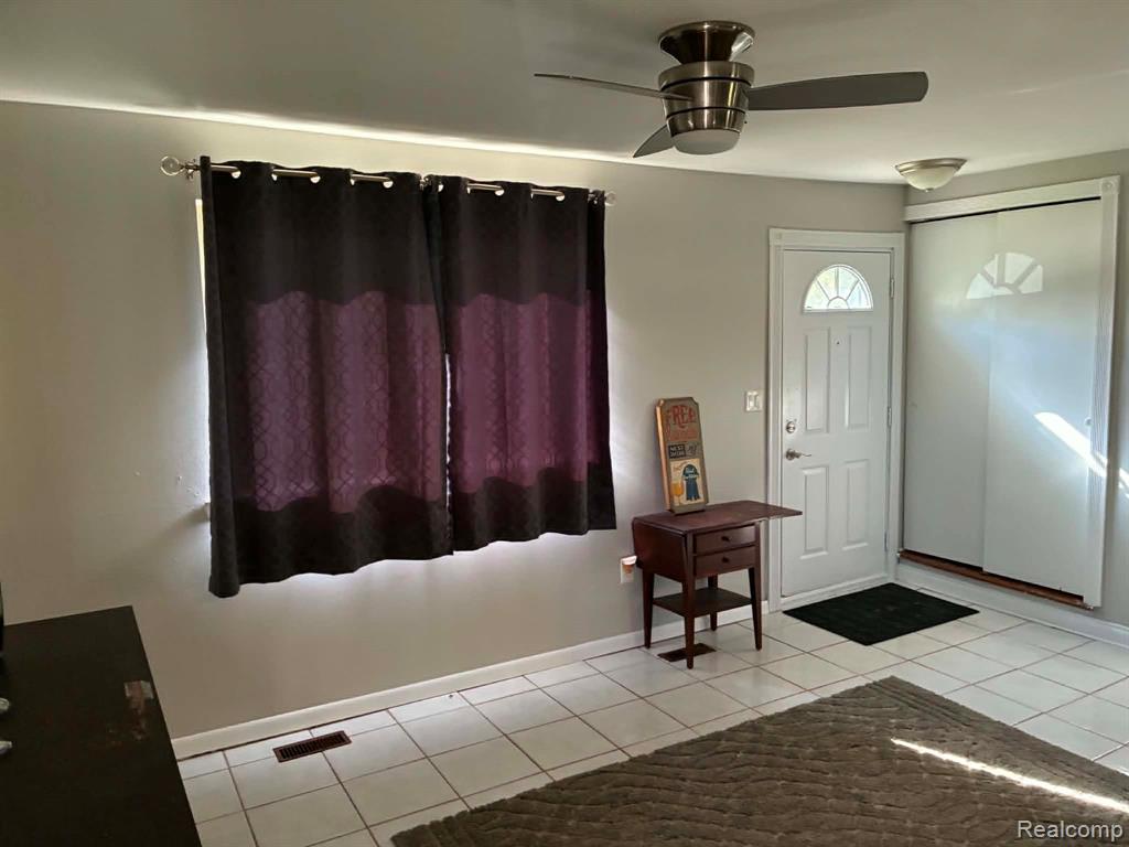 33810 Vista Way, Fraser, MI 48026 — Photo 5