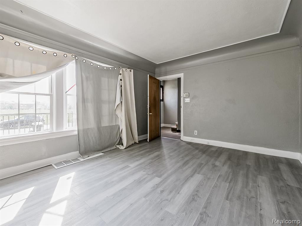 9379 Birwood Street, Detroit, MI 48204 — Photo 9