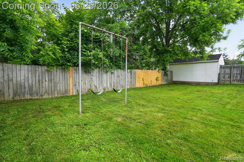 4110 Ogema Avenue, Flint, MI 48507 — Photo 41