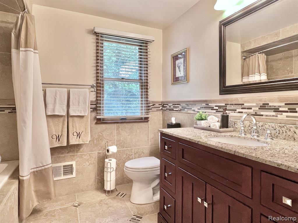 5173 Aintree Road, Rochester, MI 48306 — Photo 30