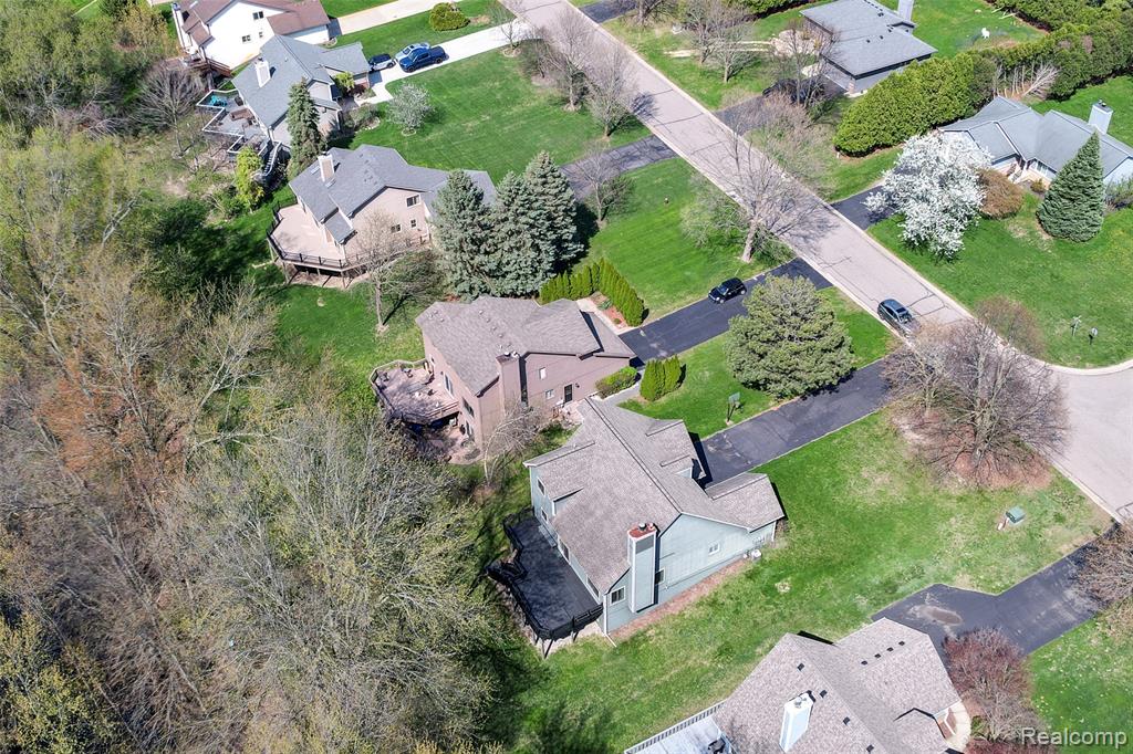 461 Alexander Drive, Commerce Twp, MI 48390 — Photo 49