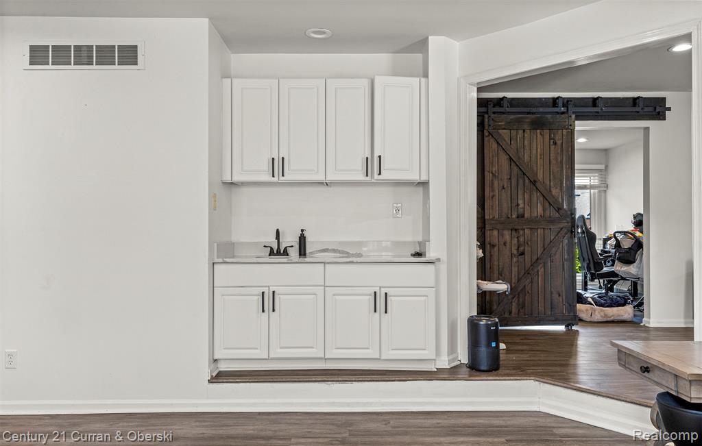 8140 N Pointe Court, Canton, MI 48187 — Photo 9