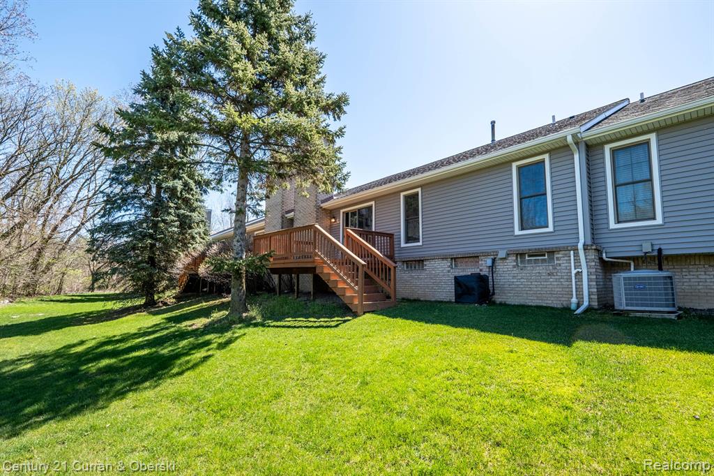 41898 RIVERWOOD Court, Canton, MI 48187 — Photo 37