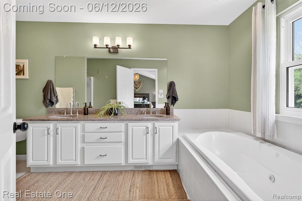 3736 Highlander Way W, Ann Arbor, MI 48108 — Photo 26