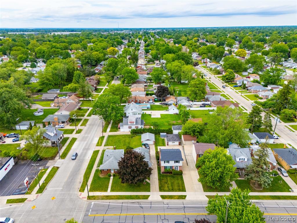 24248 Hayes Avenue, Eastpointe, MI 48021 — Photo 58