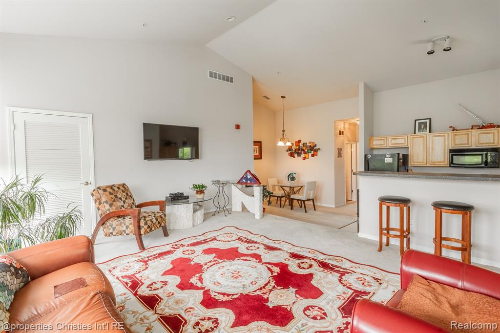 30786 ARDMORE Court, Novi, MI 48377 — Photo 3