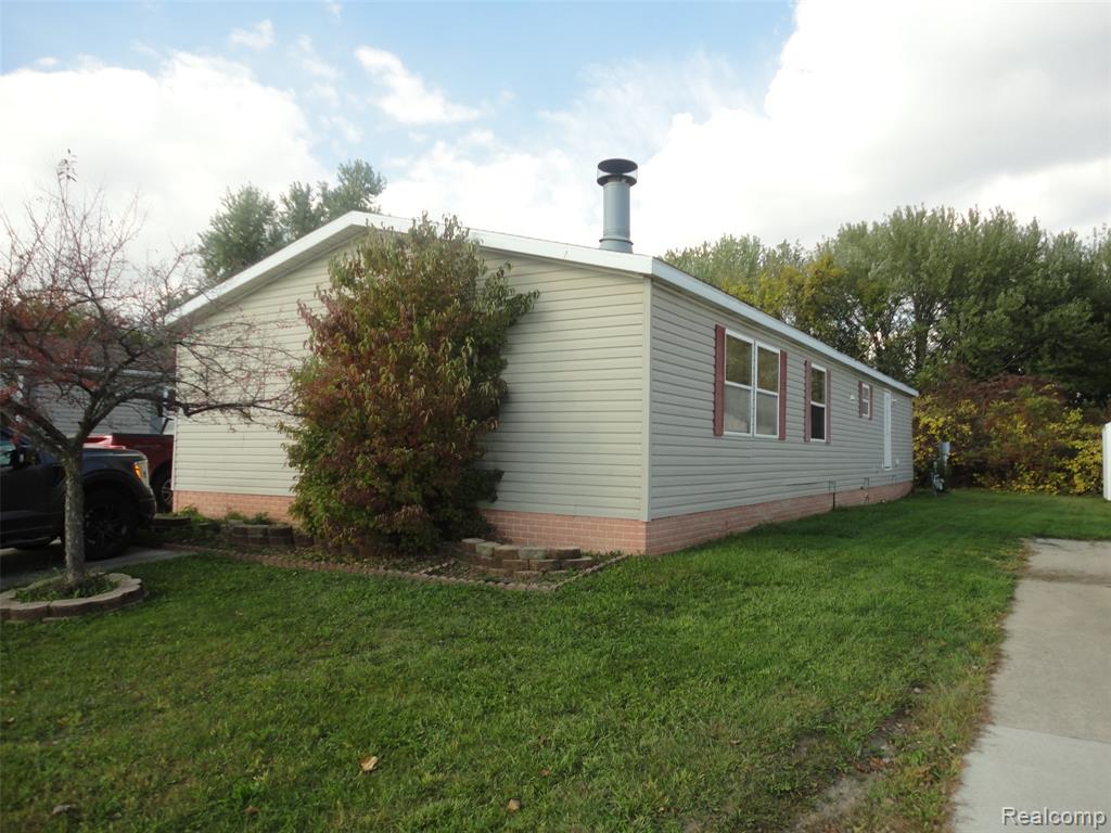 3862 Ryans Ridge, Monroe, MI 48161 — Photo 17