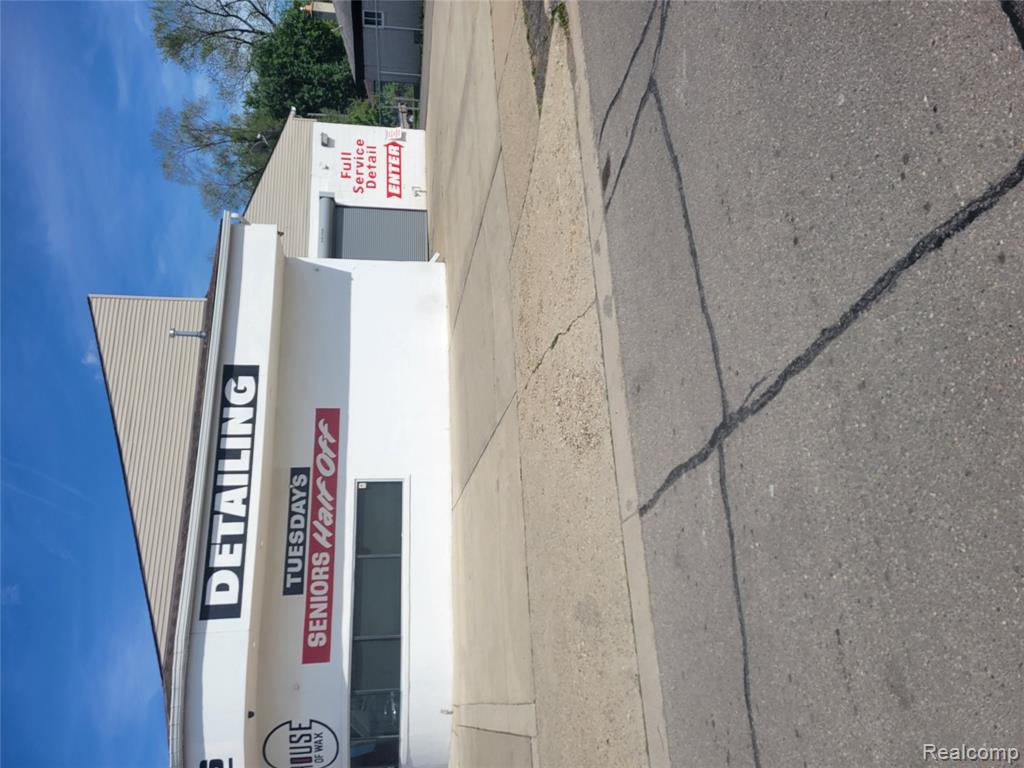 16041 W 7 Mile Road, Detroit, MI 48235 — Photo 27