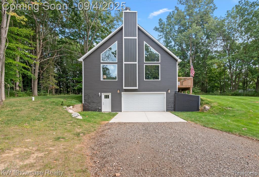 9760 Copper Ridge Drive, Fowlerville, MI 48836 — front exterior